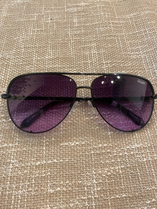 Quay Aviator Polarized Sunglasses High  Key Purple Gradient UV  New brand case main image 9